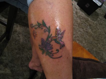 Tattoo Hummingbird On Leg